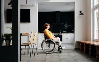 woman sitting in wheelchair